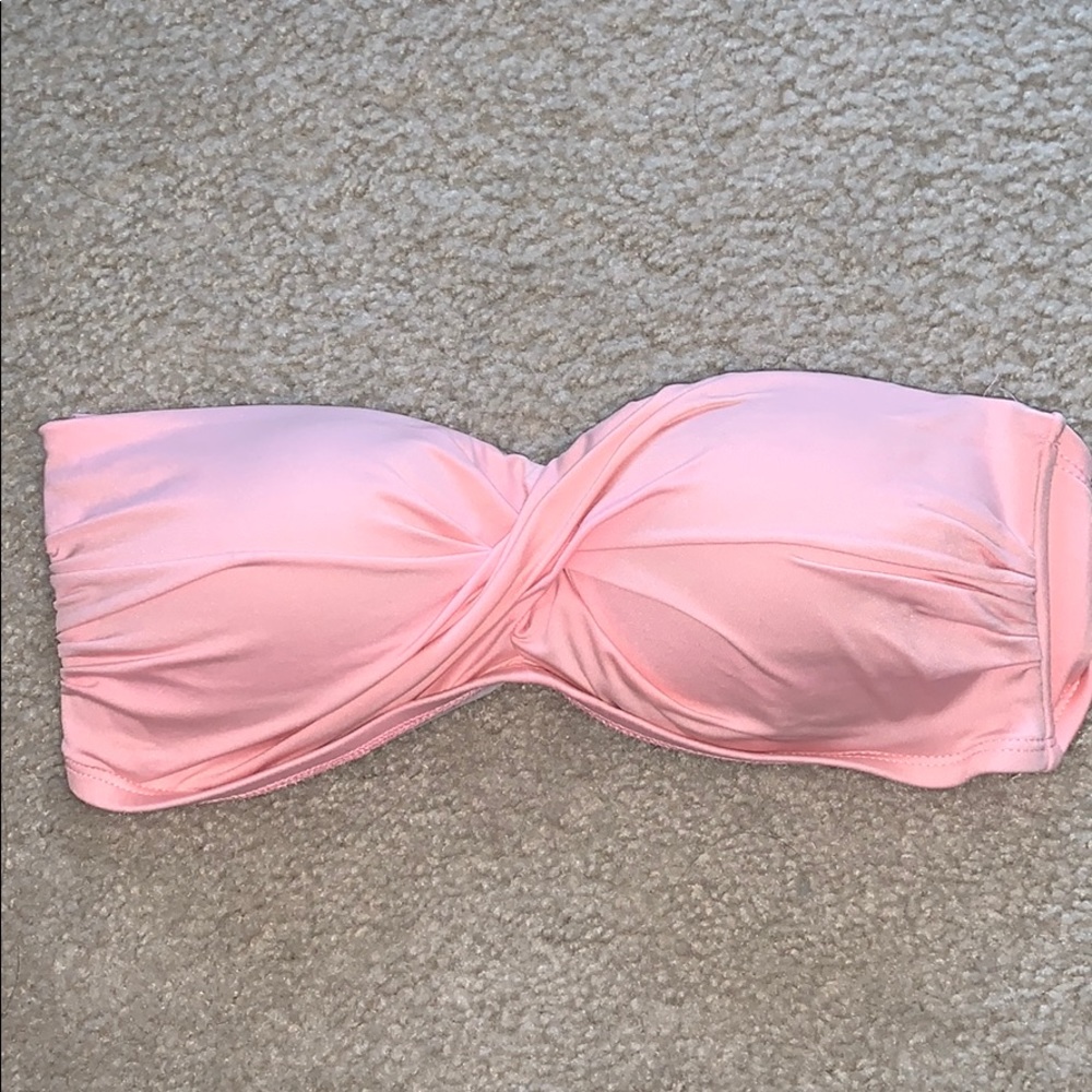 Strapless Bathing Suit Top 🌸